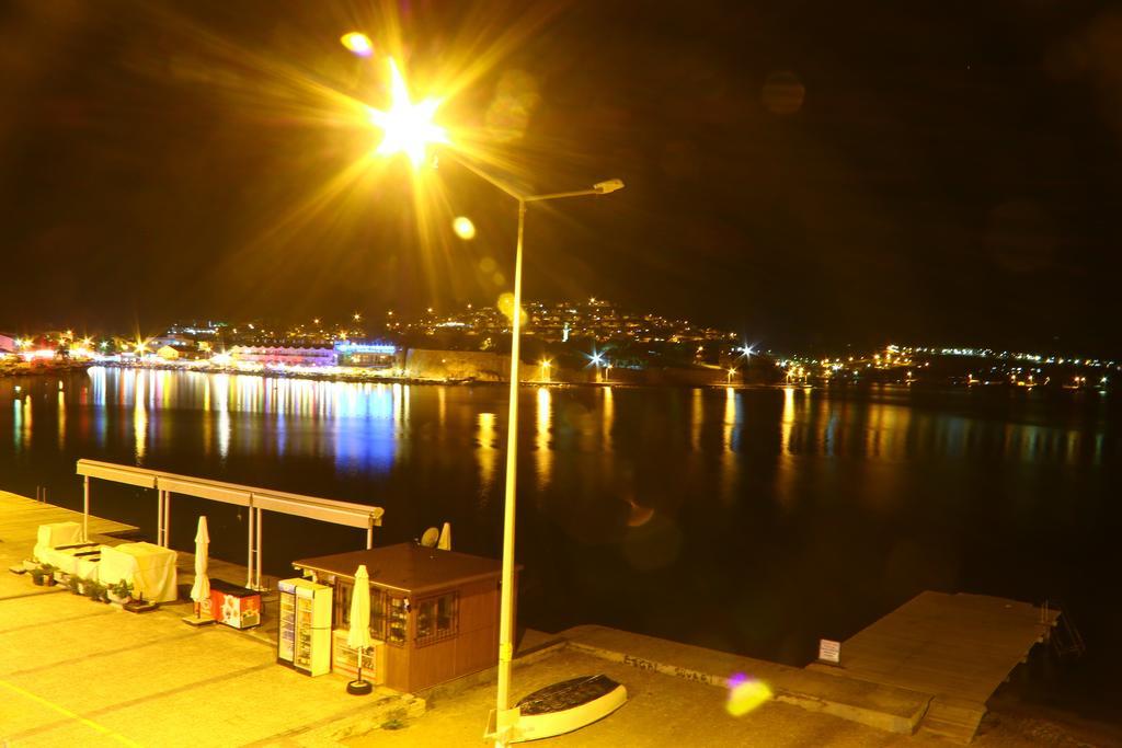 Foca Kumsal Hotel ภายนอก รูปภาพ