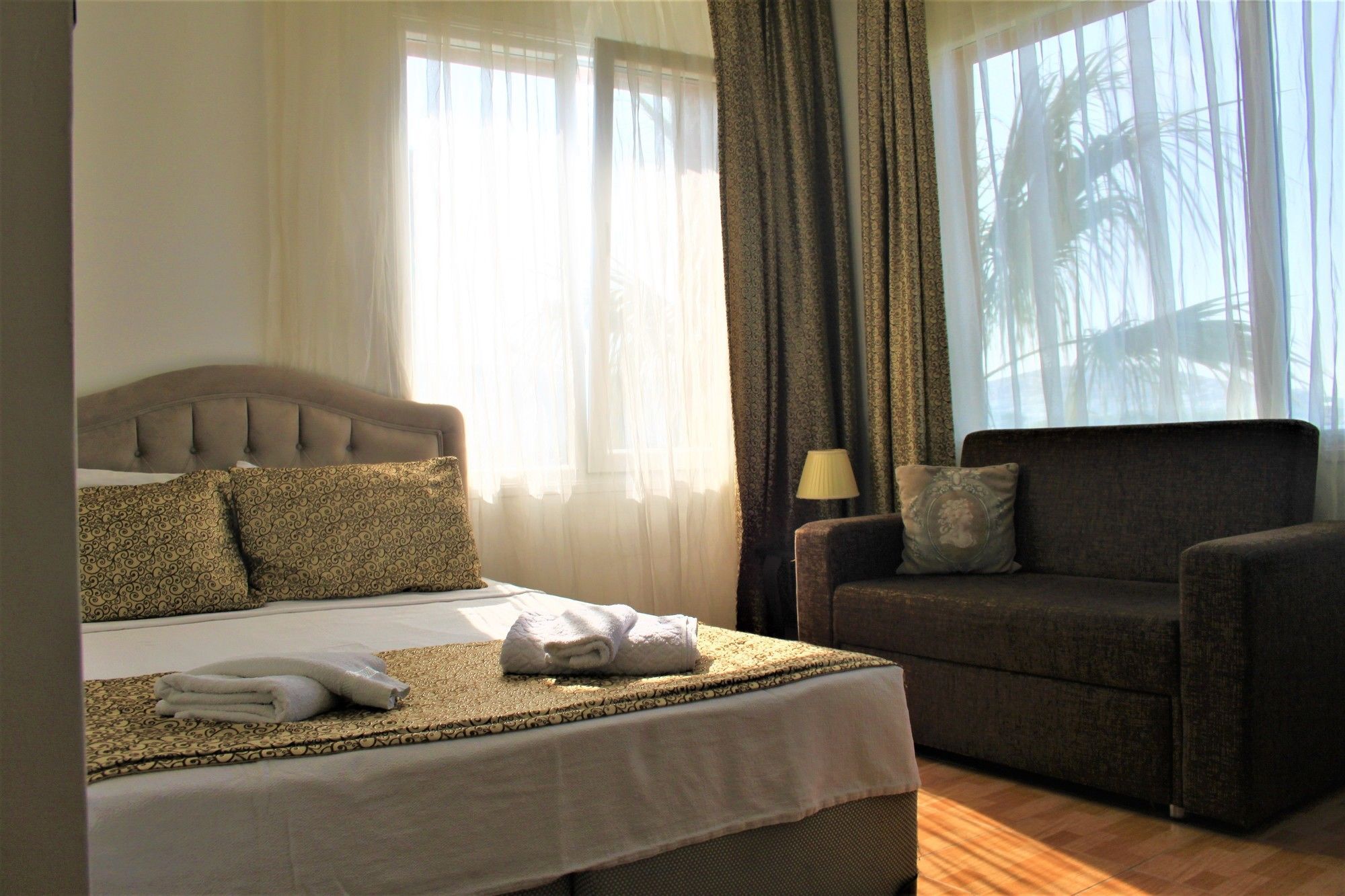 Foca Kumsal Hotel ภายนอก รูปภาพ